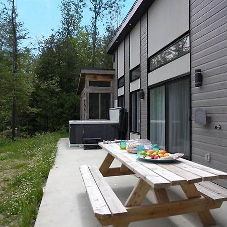 Chalet L'Herisson Chertsey Exterior photo
